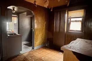 1686 W 10th Pl, Gary, IN 46404 - Photo 5