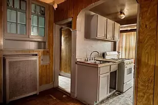 1686 W 10th Pl, Gary, IN 46404 - Photo 7