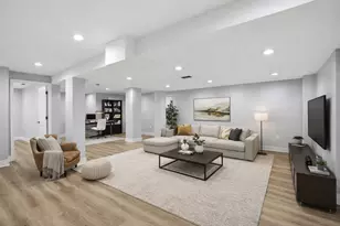 10043 Twin Creek Blvd, Munster, IN 46321 - Photo 23