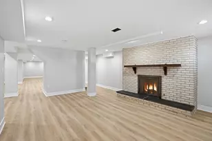 10043 Twin Creek Blvd, Munster, IN 46321 - Photo 37