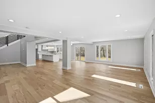 10043 Twin Creek Blvd, Munster, IN 46321 - Photo 19