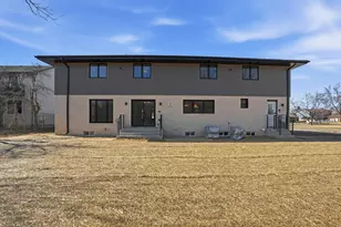 10043 Twin Creek Blvd, Munster, IN 46321 - Photo 49