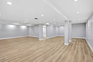 10043 Twin Creek Blvd, Munster, IN 46321 - Photo 41