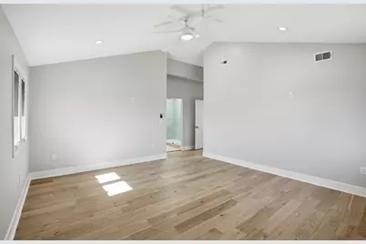 10043 Twin Creek Boulevard, Munster, IN 46321 - Photo 27