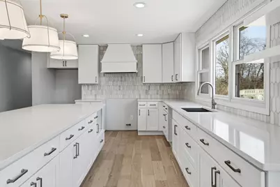 10043 Twin Creek Boulevard, Munster, IN 46321 - Photo 15