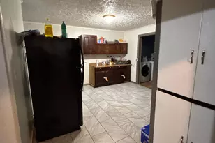 850 S Holmes Ave, Indianapolis, IN 46221 - Photo 37