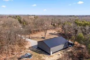 1683 E 900 N, Lake Village, IN 46349 - Photo 3