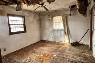 344 Gerry St, Gary, IN 46406 - Photo 7