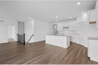 7602 W 106th Place, Crown Point, IN 46307 - Photo 3