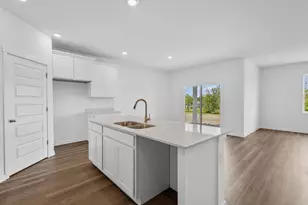 7602 W 106th Pl, Crown Point, IN 46307 - Photo 5