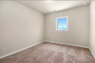 8241 Dylan Dr, Merrillville, IN 46410 - Photo 15