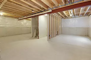 8241 Dylan Dr, Merrillville, IN 46410 - Photo 19