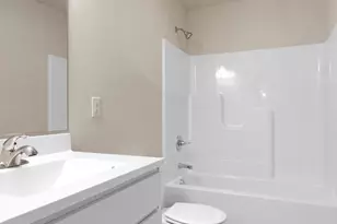 8241 Dylan Dr, Merrillville, IN 46410 - Photo 13