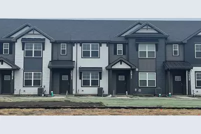 10907 Remington Place, Saint John, IN 46373 - Photo 1