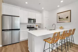 10907 Remington Pl, Saint John, IN 46373 - Photo 9