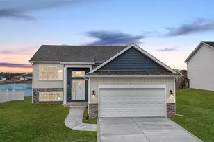 3022 W 84th Pl, Merrillville, IN 46410 - Photo 3