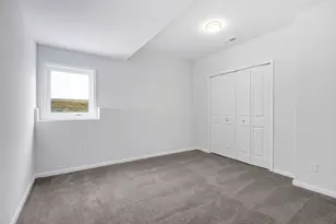 3022 W 84th Pl, Merrillville, IN 46410 - Photo 13