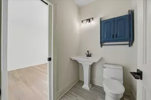 4202 Brentwood Dr, Valparaiso, IN 46383 - Photo 27