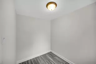 1517 E 174th St, Hammond, IN 46324 - Photo 17