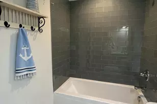 6111 S Dune Harbor Dr, Portage, IN 46368 - Photo 11