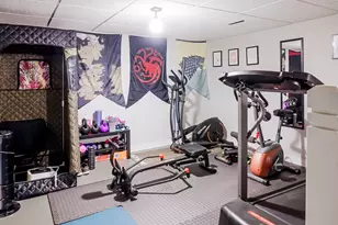 141 N Dwiggins St, Griffith, IN 46319 - Photo 25