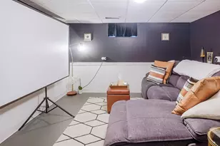 141 N Dwiggins St, Griffith, IN 46319 - Photo 19