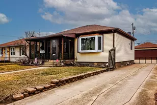 141 N Dwiggins St, Griffith, IN 46319 - Photo 27