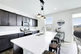 10351 Privet Dr, Crown Point, IN 46307 - Photo 9