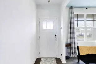 10351 Privet Dr, Crown Point, IN 46307 - Photo 5