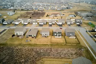 10351 Privet Dr, Crown Point, IN 46307 - Photo 49