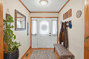 11847 Salyer Dr, Wheatfield, IN 46392 - Photo 9