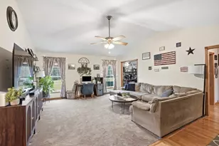 11847 Salyer Dr, Wheatfield, IN 46392 - Photo 11