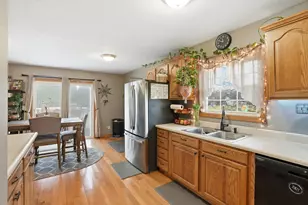 11847 Salyer Dr, Wheatfield, IN 46392 - Photo 15