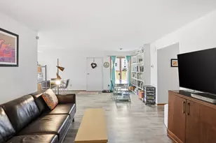 2308 Barbara Jean Dr, Schererville, IN 46375 - Photo 5