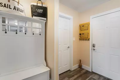 2016 Laura Lane, Chesterton, IN 46304 - Photo 3