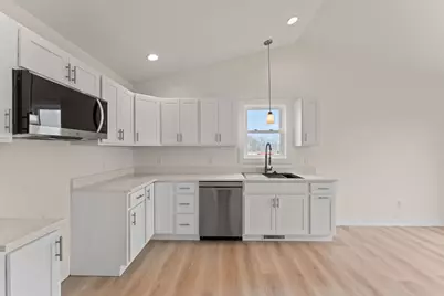 249 Whispering Boulevard, La Porte, IN 46350 - Photo 7