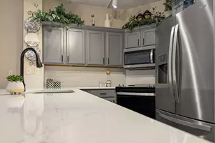 423 Outlook Cv Dr, La Porte, IN 46350 - Photo 5