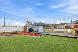 8023 Richard St, Highland, IN 46322 - Photo 13