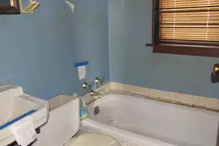 2468 Johnson St, Gary, IN 46407 - Photo 9