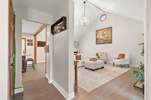 411 Forest View Dr, Valparaiso, IN 46385 - Photo 7