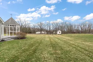 411 Forest View Dr, Valparaiso, IN 46385 - Photo 41