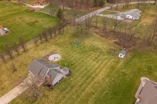 411 Forest View Dr, Valparaiso, IN 46385 - Photo 49