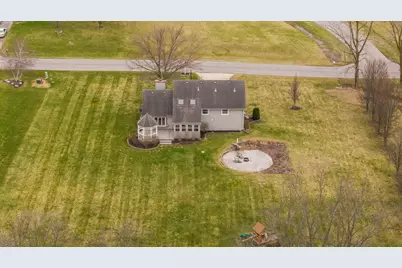 411 Forest View Drive, Valparaiso, IN 46385 - Photo 53