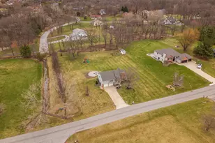 411 Forest View Dr, Valparaiso, IN 46385 - Photo 47