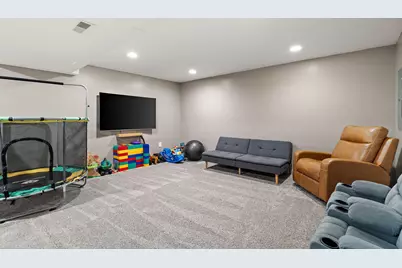 411 Forest View Drive, Valparaiso, IN 46385 - Photo 37