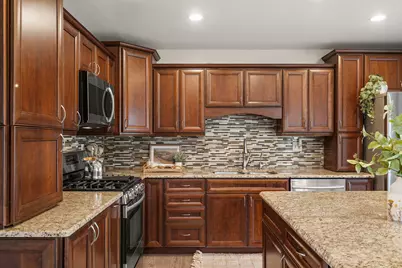 411 Forest View Drive, Valparaiso, IN 46385 - Photo 17