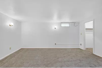 8234 Hickory Avenue, Gary, IN 46403 - Photo 19