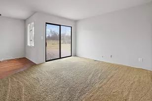 6277 Waite St, Merrillville, IN 46410 - Photo 13