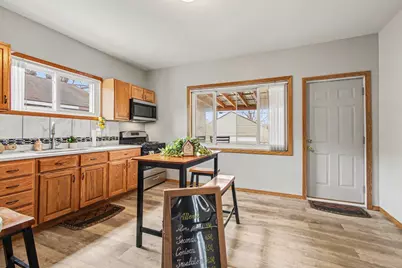 5962 Park Place, Hammond, IN 46320 - Photo 7