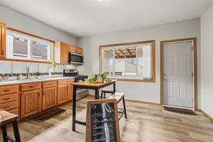 5962 Park Pl, Hammond, IN 46320 - Photo 7